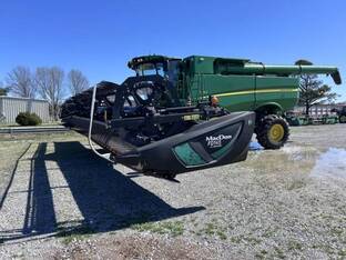 2018 MacDon Industries FD145