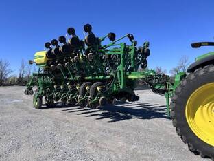 2018 John Deere 1795