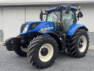 2021 New Holland T7.210