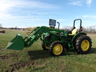 2020 John Deere 5065E