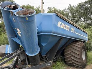 2019 Kinze 1205
