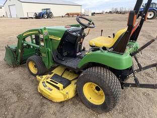 2004 John Deere 2210