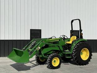 2023 John Deere 4052M