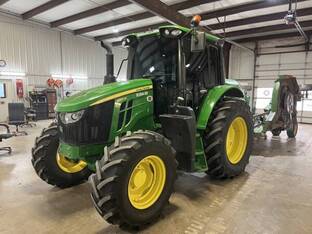 2022 John Deere 6120M