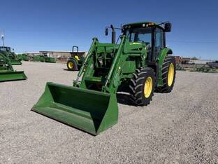 2016 John Deere 6130M
