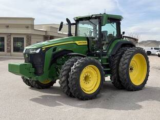 2021 John Deere 8R 230