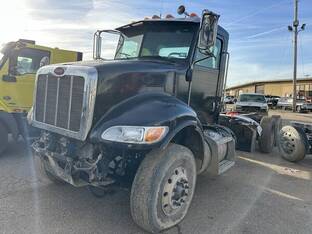 2013 Peterbilt 382