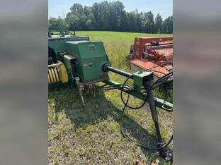 1989 John Deere 348