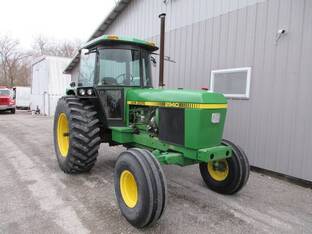 1982 John Deere 2940