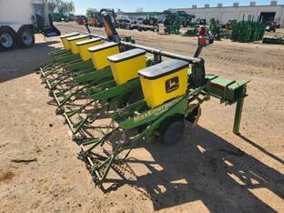 1996 John Deere 1700