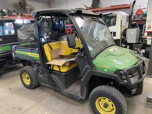 2022 John Deere GATOR XUV 835M