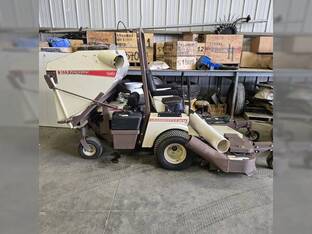 2018 Grasshopper 727EFI