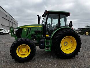 2024 John Deere 6135E Cab