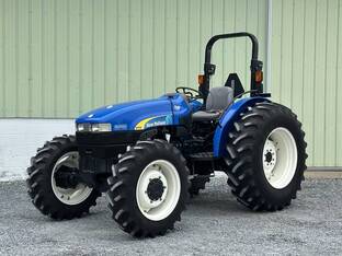 2010 New Holland TT75A