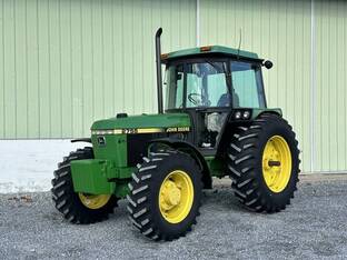 1988 John Deere 2755