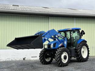 2005 New Holland TS125A