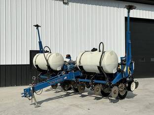 2014 Kinze 3000