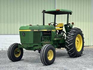 1980 John Deere 2940