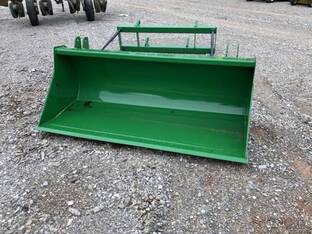 2025 John Deere BXX10895