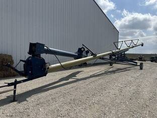 Harvest International H1062