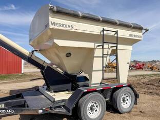 2016 MERIDIAN 240RT