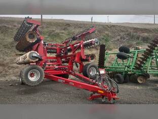 2023 Case IH 475