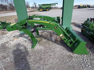 2023 John Deere 320R