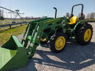 2018 John Deere 5065E