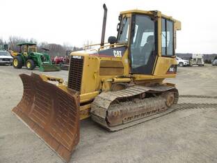 2005 Caterpillar D4G XL