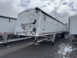 2026 Wilson Trailer 40' Commander
