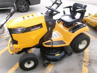 2016 Cub Cadet XT2 LX42