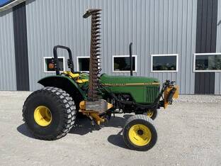 1993 John Deere 5200