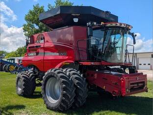 2018 Case IH 8240