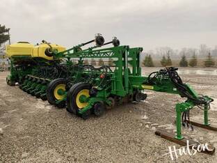 2023 John Deere 1775NT