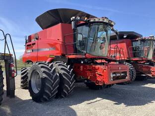 2018 Case IH 8240