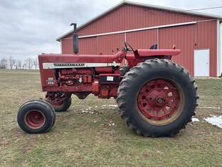 1971 International 856