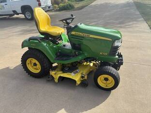 2009 John Deere X729