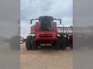 2025 Case IH 8260