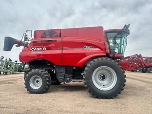 2025 Case IH 8260