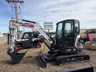 Bobcat E32R2