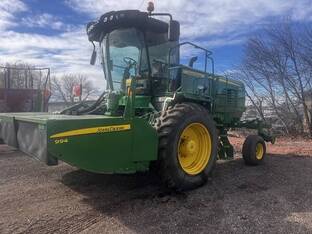 2014 John Deere W235R
