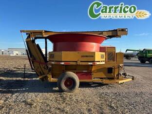 2014 HayBuster H1130