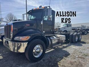 2011 Peterbilt 348