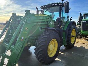 2017 John Deere 6155R