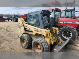 2012 Gehl 5240E