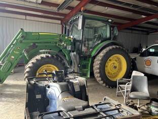 2017 John Deere 6155R