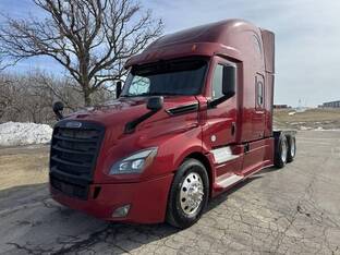 2018 Freightliner CASCADIA 126