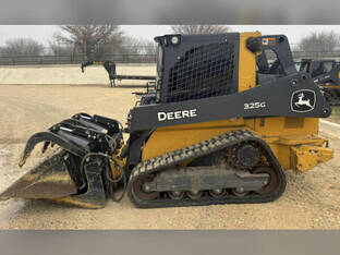2023 John Deere 325G