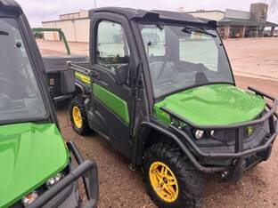 2023 John Deere XUV835M HVAC Cab