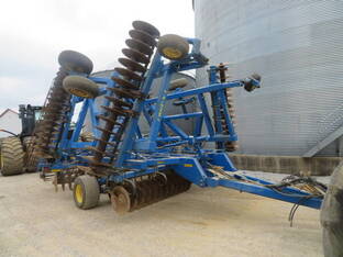 2015 Landoll 7431-33